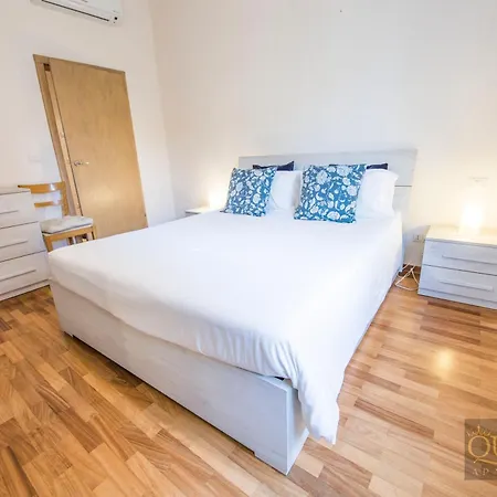 Queen Veronique Bologna